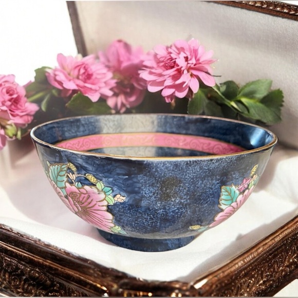 VTG WBI Chinoiserie Enameled Porcelain Rose Punch Bowl - Picture 4 of 11